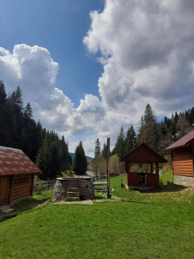 Hotel Крайня Хата à Synevyrsʼka Polyana Extérieur photo